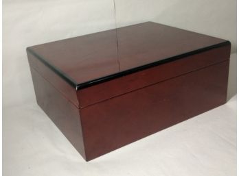 Savoy Humidor With Handsome Exterior Stain Finish & Brass Fittings