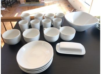 A Set Of White Villeroy & Boch Plates, Bowls, Demi-tasse And More