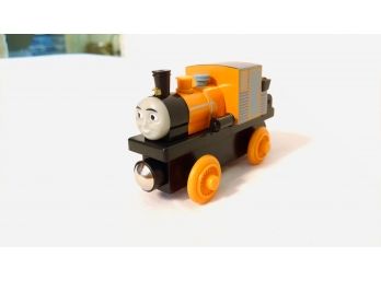 Thomas & Friends:  Wooden Railway - Engine - 'dash'