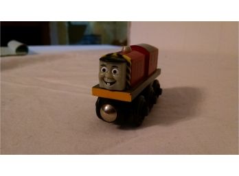 Thomas & Friends:  Wooden Railway - Engine - 'Salty'