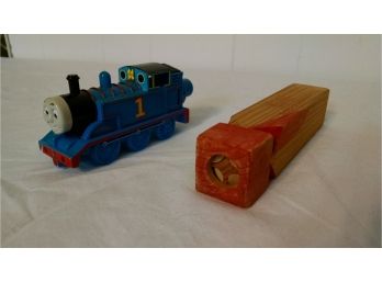 Thomas & Friends:  Wooden Railway - Tank With 2 Train Whistles