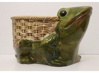 Ceramic Frog Basket Weave Planter  (PICK UP #2)