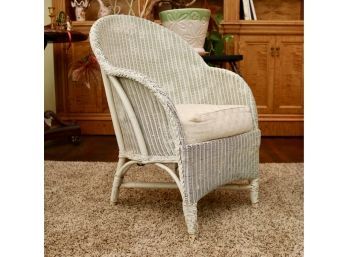 Vintage White Wicker Child's Chair (PICK UP #2)