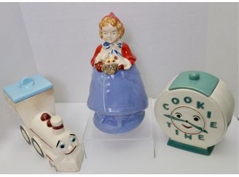 A Collection Of Vintage Cookie Jars (PICK UP #2)