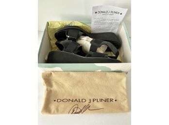 New In Box With Dust Bag  Donald J. Pliner Made In Spain Black Sandals NONA S! Size 8 1/2
