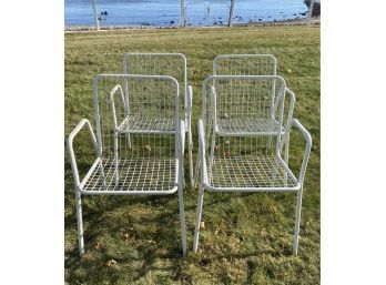 Vintage MCM Set Of 4 Stacking Metal Tubular Frame Wire Seats And Back Patio Chairs