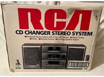 RCA Model RP-8593 Bookshelf CD-Radio Stereo System W/ Manual & Remote