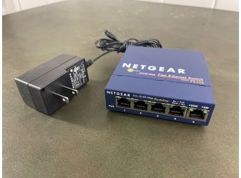 Netgear ProSafe 5 Port Network Switch