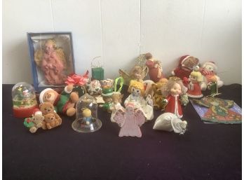 Mixed Ornament Lot