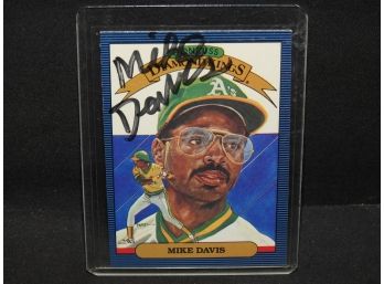 Autographed Mike Davis 1985 Donruss Baseball Card