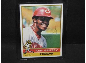 Autographed Ken Griffey 1976 Topps Baseball Card