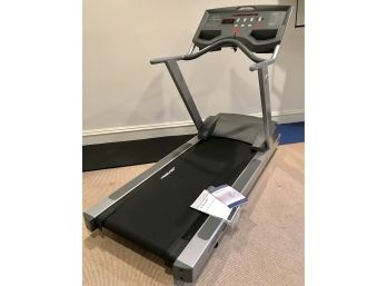 LIFE FITNESS 91 Ti Treadmill