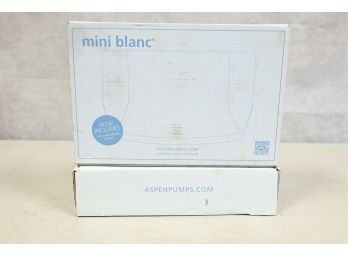 Pair Of Aspen Mini White Pumps 83939 Lot 3