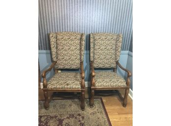 Awesome Looking! Pair Of Captain Chairs With Floral Tapestry Fabric 23-1/2x20x45