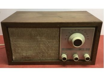 Vintage KLH AM/FM Radio Retro Model 21