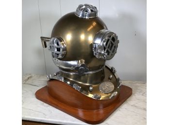 Fantastic Antique Style Divers Helmet With Custom Made Wood Stand - Great Display Piece - NICE ONE !