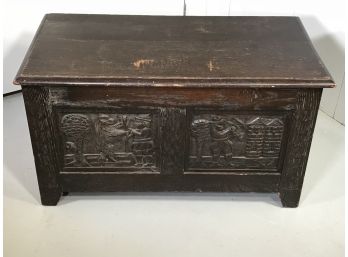 Incredible Antique Carved Chest / Trunk - Looks Like Solid Oak Or Chestnut - Great Size - Nice Old Piece !