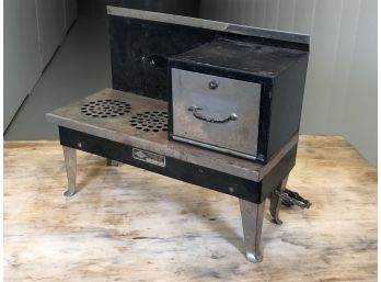 Antique / Vintage Childs Or Dolls Oven / Stove By EMPIRE METAL WARE - 1930s - Amazing Old Piece !