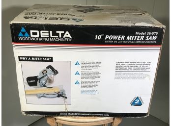Fantastic Workhorse DELTA 10' Miter Saw - Comes In Original Box - This Is The One EVERYONE Has - Unstoppable !