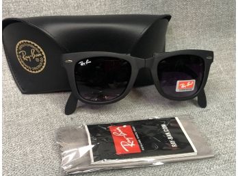 Incredible Brand New RAY BAN Folding Sunglasses - Black Matte Finish With Case - Booklet & Polish Cloth !