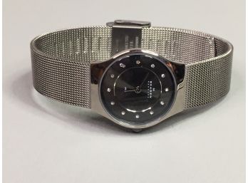 Beautiful Brand New SKAGEN Ladies Diamond Collection Watch - Nice Looking Watch - New Battery - NEVER WORN !