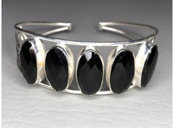Wonderful Sterling Silver / 925 Cuff Bracelet With Faceted Onyx Cabochons - Great Piece - New / Unworn
