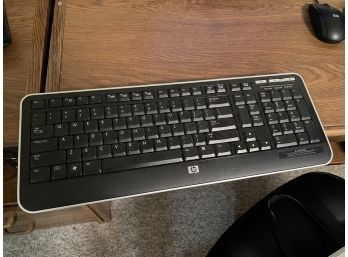 HP Wireless Desktop Keyboard