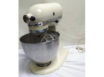 Kitchen Aid Model K45SS With Beaters