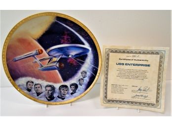 Star Trek  Orignial USS Enterprise  NCC 1701 Collectors Plate With COA Measures 10'