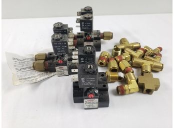 ARO A3138D-012-D Fluid Power Solenoid Air Control Valves W Fittings