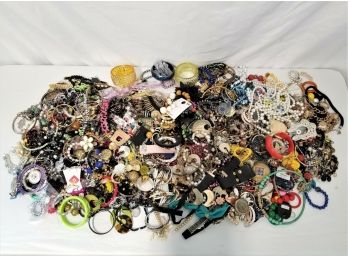 20 Lbs Vintage & Now Costume JUNK Jewelry Parts *SCRAP* Crafting Supplies Repair