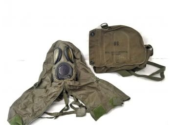 US Military M17 Gas Mask USGI Issued In Original Case