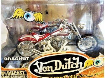 Vintage Von Dutch Kustom Cycles DRAGNUT Chopper 1:18 Scale Diecast 2004 Jada Toys New