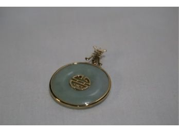 14K Yellow Gold With Jade Pendant Hong Kong