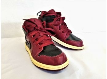 Vintage Nike Air Jordan 1 Mid Red Black GS Youth Size 2Y Pre-owned