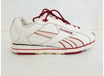 Men's Classic Reebok Sneaker Size 9