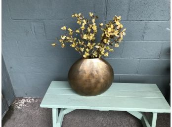 Metal Vase Brass Color With Flexible Flower Petals
