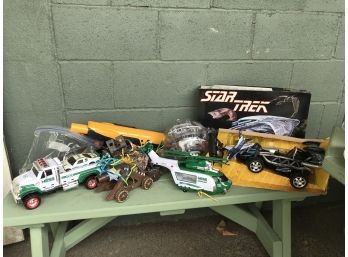 Toy Lot ~ 12 Pieces