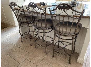 Set Of 3 Metal Kitchen Counter Height Stools