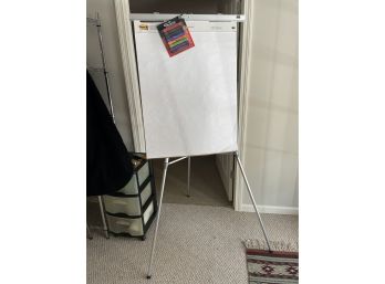 Trimax Presentation Easel With Pad And Markers