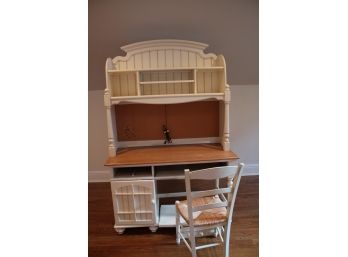Thomasville Cottage Treasures Computer Desk With Hutch Top & Chair