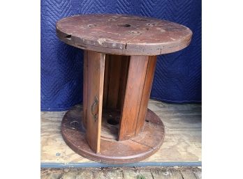 Cool Industrial Wooden Spool W Door, Would Make A Great Table!