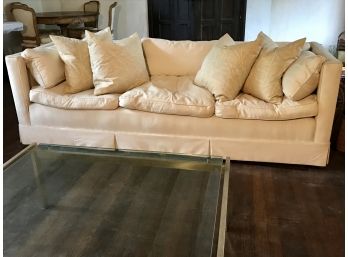 Sofa With Throw Pillows
