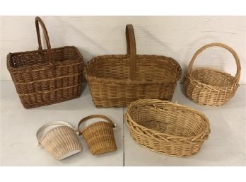 Miscellaneous Basket Lot