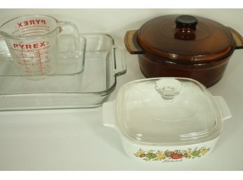 4 Piece Vintage PYREX Lot