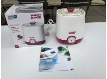 Dash Go Electric Yogurt Maker