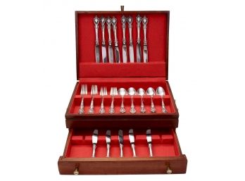 Delacourt By Lunt Sterling Silver Flatware Set For Eight - 2,420g