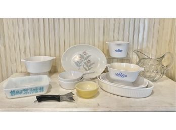 VIntage Corning Ware, Pyrex, Fire King & More - 13 Pieces