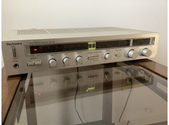 Technics FM/AM Stereo Receiver SA-103