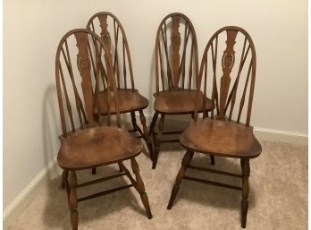 Solid Wood Dinning Room Chairs Lot Of 4